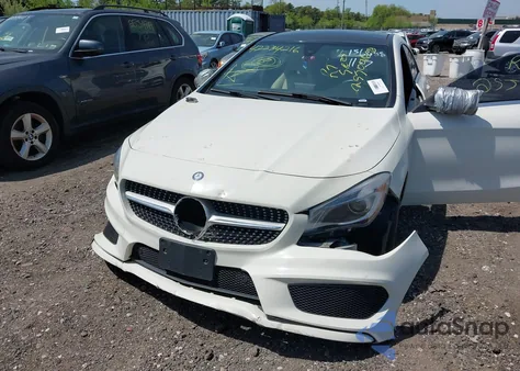 2014 Mercedes-Benz Cla 250 4Matic z USA, uszkodzony, nr VIN WDDSJ4GB0EN156088